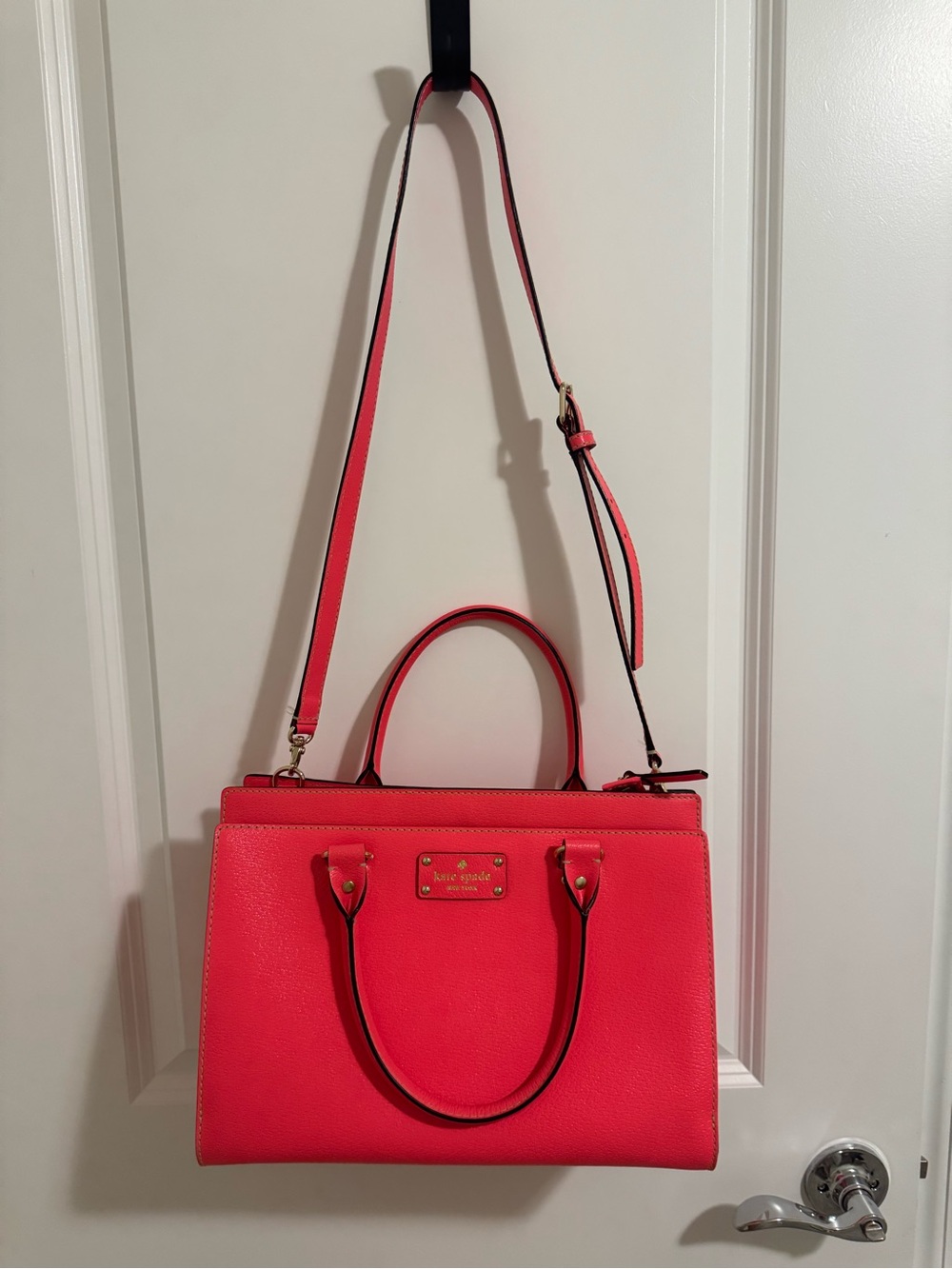 Kate Spade Wellesy Durham Leather in Coral